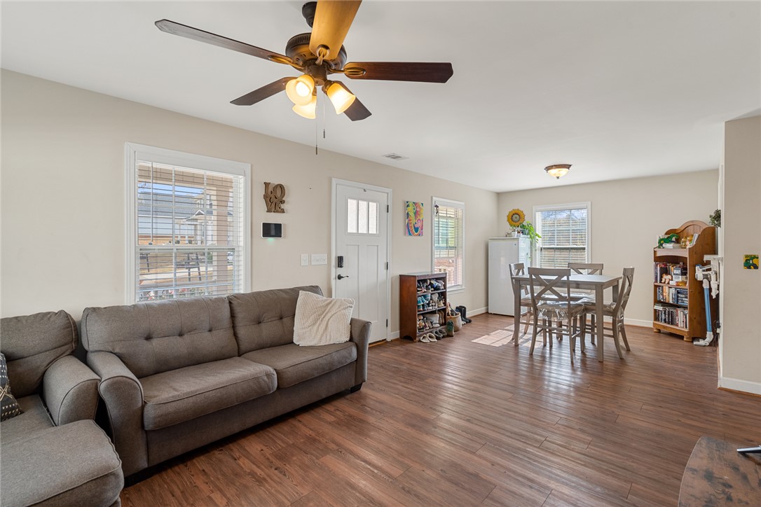 Anderson, South Carolina 29624, United States, 3 Bedrooms Bedrooms, ,2 BathroomsBathrooms,Residential,Active,248763