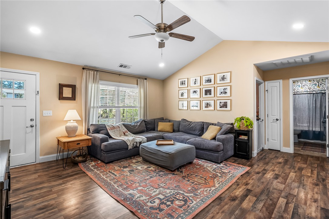 126 Poplar Ridge Drive, Westminster, South Carolina image 6
