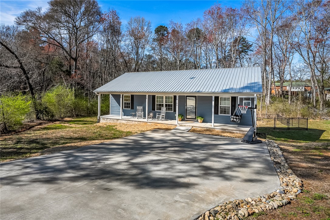 126 Poplar Ridge Drive, Westminster, South Carolina image 5
