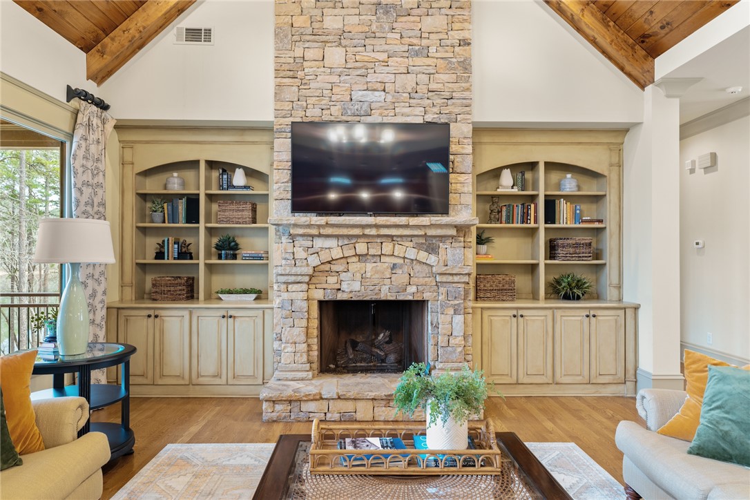1242 N Edgewater Trail, Toccoa, Georgia image 7