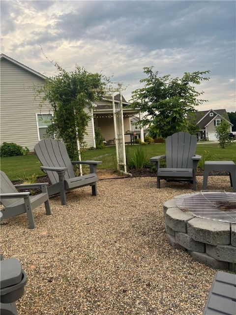 listing image 43