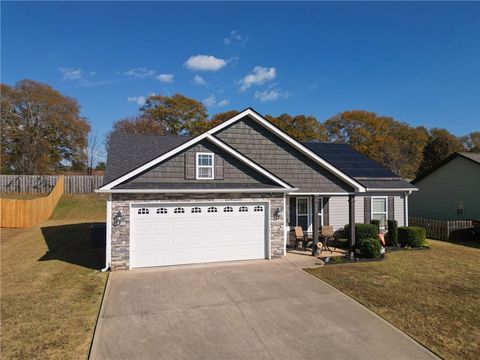 Photo of 107 Canary Drive, Anderson, SC 29626 (MLS # 20294980)