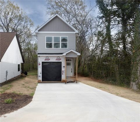 Photo of 320 Thompson Street, Pendleton, SC 29670 (MLS # 20300888)