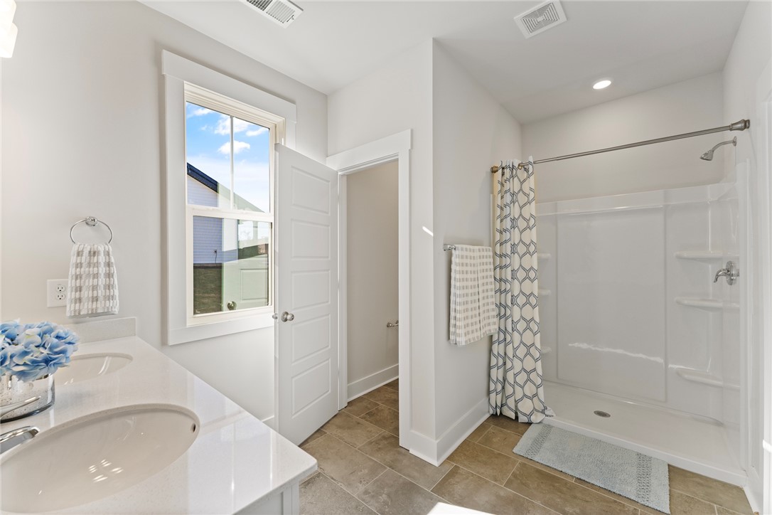105 Big Woods Circle, Belton, South Carolina image 15