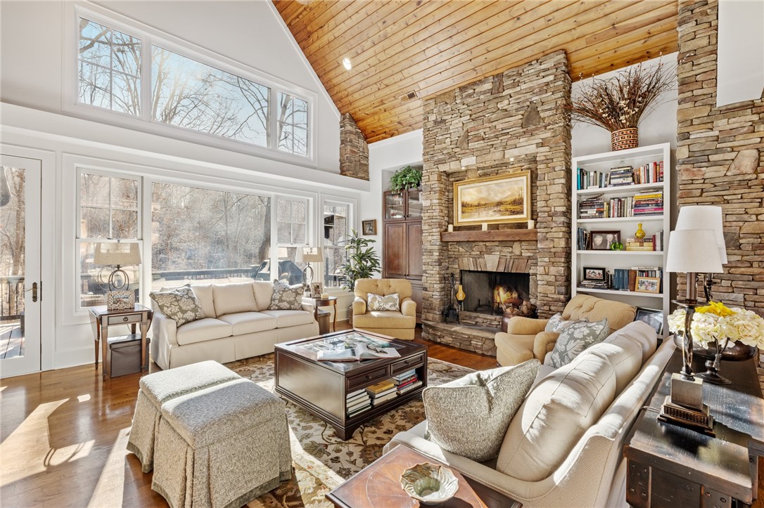 805 Top Ridge Drive, Sunset, South Carolina image 4