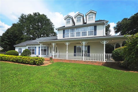 Homes For Sale - 104 Wren Crossing Court<br/> Anderson County, Easley, SC 29642