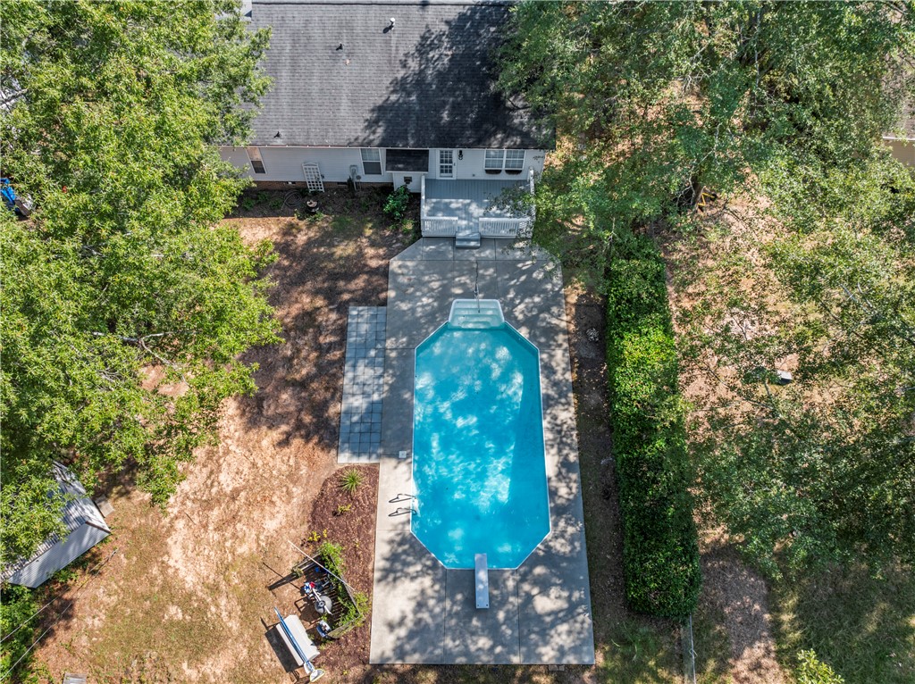 Anderson, South Carolina 29621, United States, 3 Bedrooms Bedrooms, ,2 BathroomsBathrooms,Residential,Active,212596