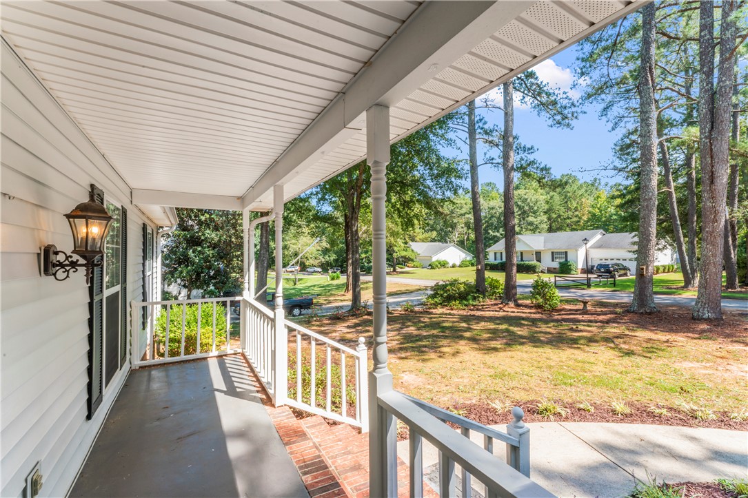 Anderson, South Carolina 29621, United States, 3 Bedrooms Bedrooms, ,2 BathroomsBathrooms,Residential,Active,212596