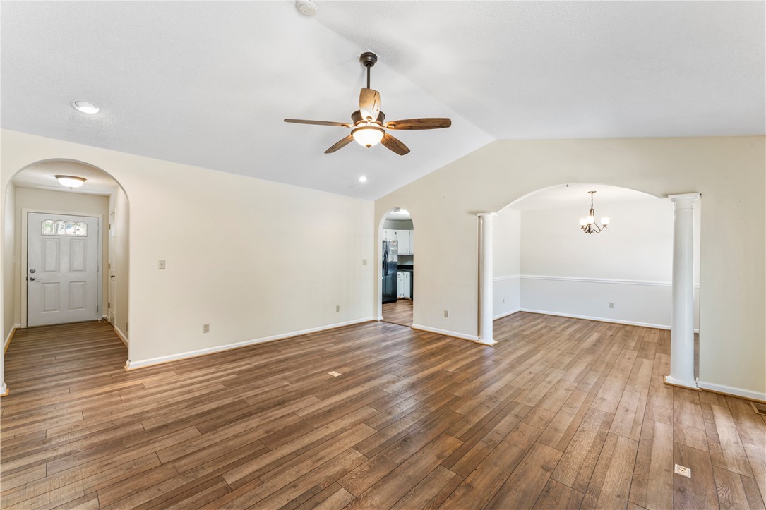 Anderson, South Carolina 29621, United States, 3 Bedrooms Bedrooms, ,2 BathroomsBathrooms,Residential,Active,212596