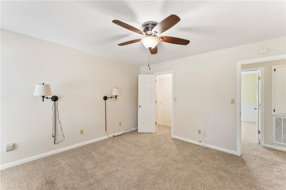 Anderson, South Carolina 29621, United States, 3 Bedrooms Bedrooms, ,2 BathroomsBathrooms,Residential,Active,212596