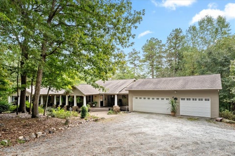 Photo of 426 Handrops Lane, Westminster, SC 29693 (MLS # 20306988)