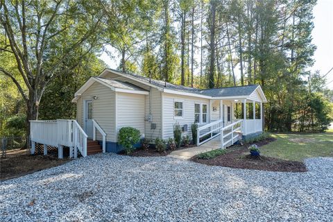 Photo of 5060 Keowee School Road, Seneca, SC 29672 (MLS # 20294171)