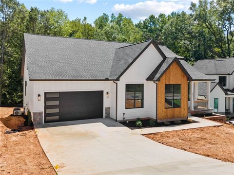 A home in Clemson