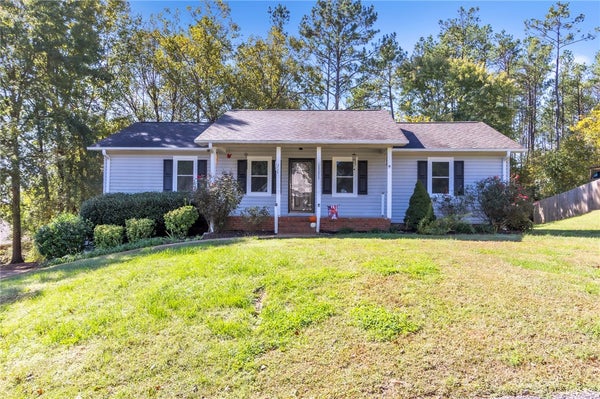 215 LAKEWOOD DR, PICKENS, SC 29671 - Image e620966cb9969690202e7b9984f4ba8e/287519167