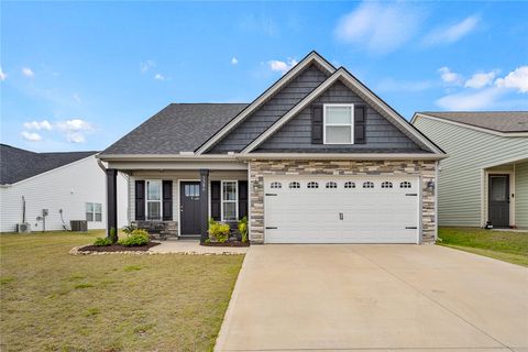 Photo of 1386 Romany Court, Boiling Springs, SC 29316 (MLS # 20301250)
