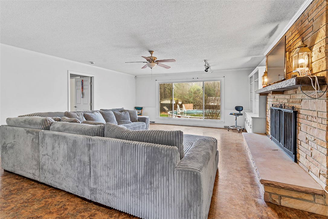 305 Forest Lane Lane, Belton, South Carolina image 2
