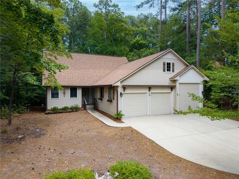 Photo of 203 Long Reach Drive, Salem, SC 29676 (MLS # 20303678)