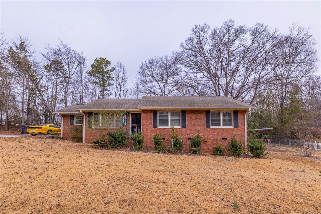 206 Overbrook Drive, Laurens, South Carolina image 1