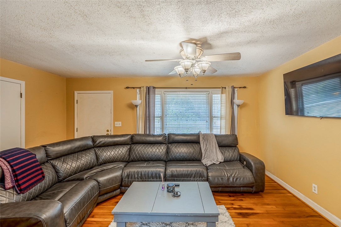 206 Overbrook Drive, Laurens, South Carolina image 7
