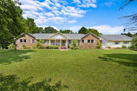 Photo of 111 Shore Line Drive, Anderson, SC 29626 (MLS # 20295015)