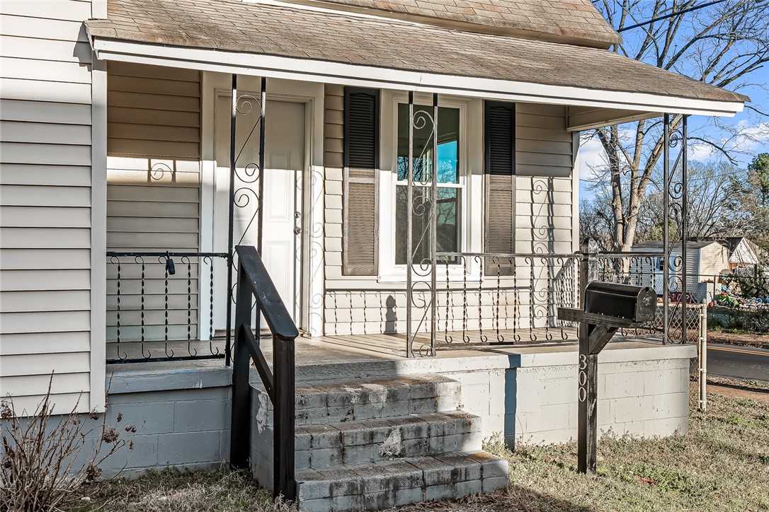 300 F Street, Anderson, South Carolina image 3
