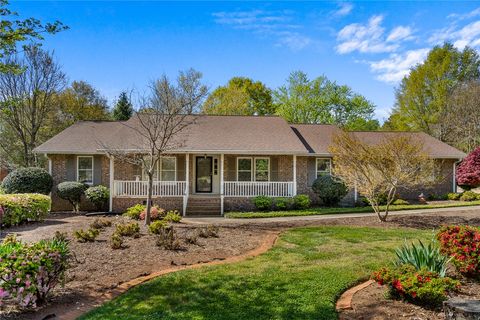 Photo of 205 Holly Creek Drive, Anderson, SC 29621 (MLS # 20299484)