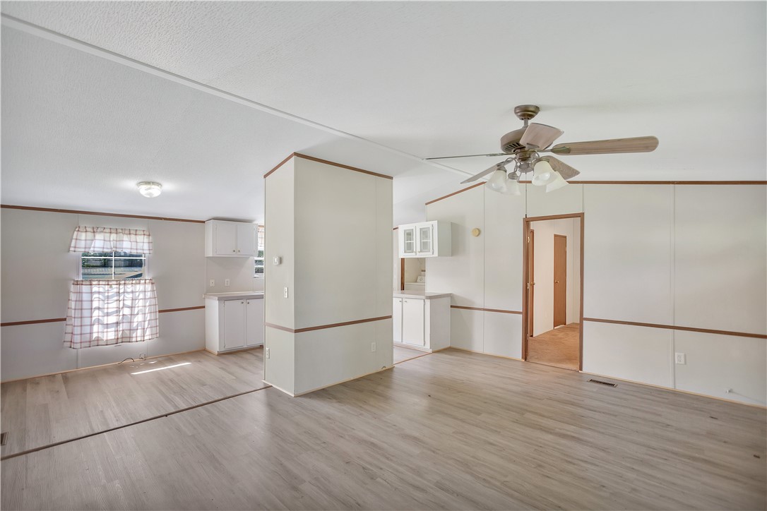 405 August Court, Pelzer, South Carolina image 5
