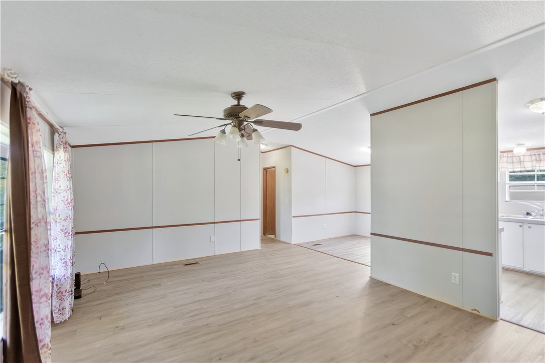 405 August Court, Pelzer, South Carolina image 4