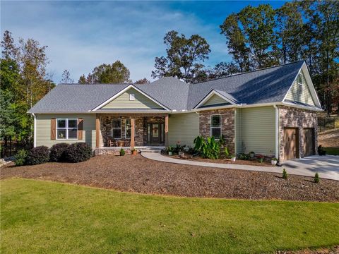 Photo of 171 South Oak Pointe Drive, Seneca, SC 29678 (MLS # 20295643)