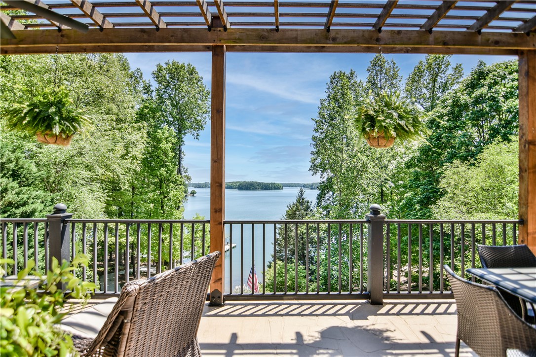 515 Beacon Shores Drive, Seneca, South Carolina image 19