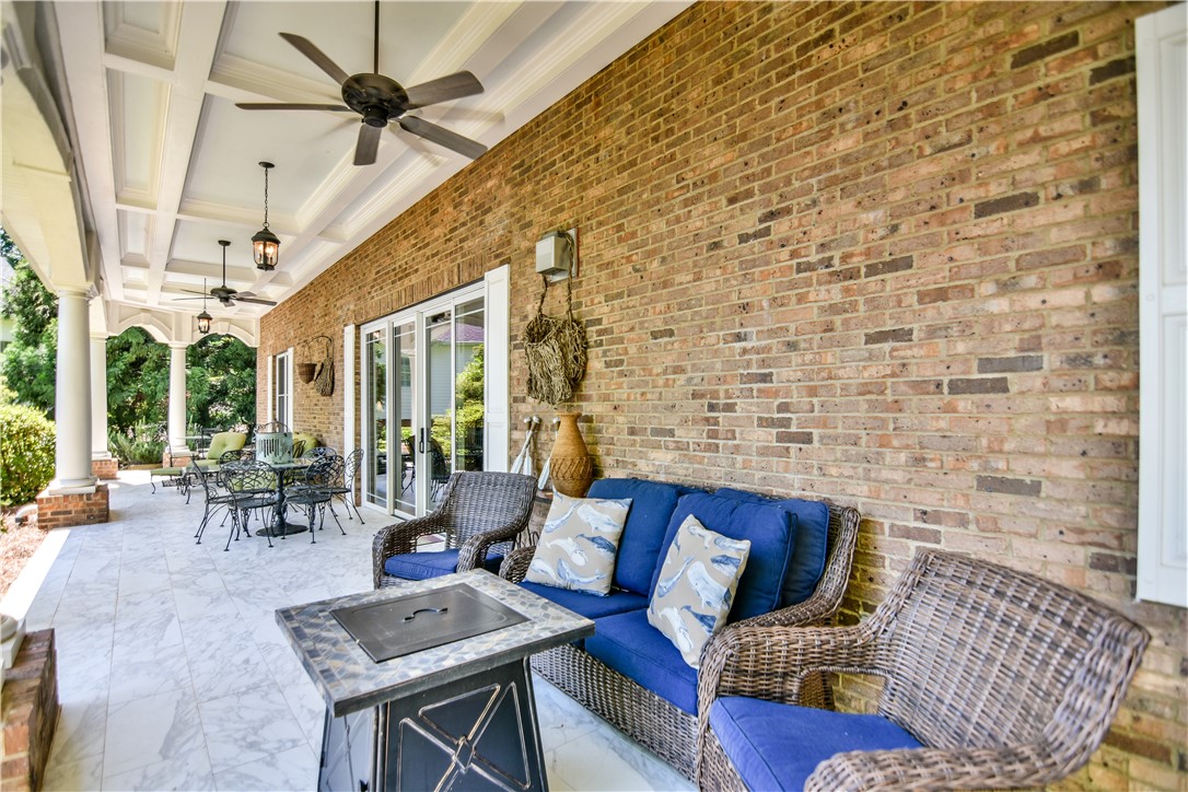 515 Beacon Shores Drive, Seneca, South Carolina image 6