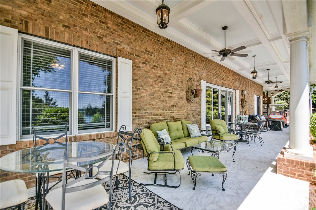 515 Beacon Shores Drive, Seneca, South Carolina image 5