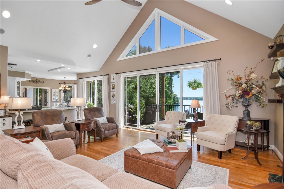 515 Beacon Shores Drive, Seneca, South Carolina image 13