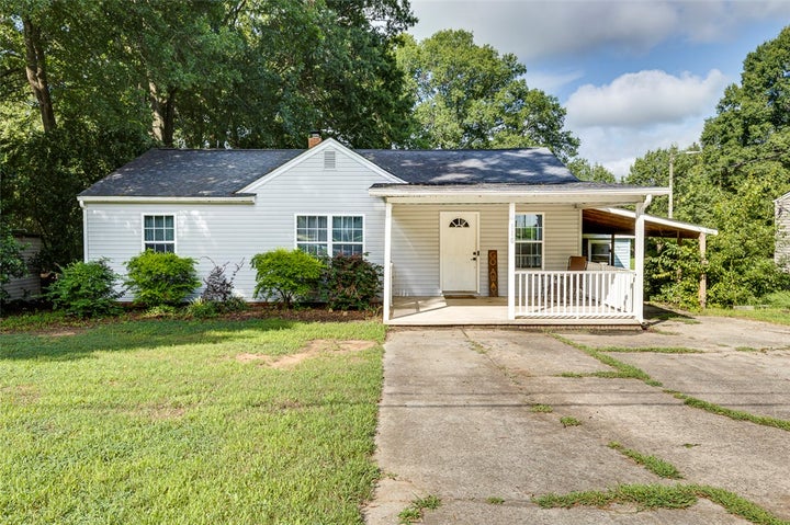 Photo 1 of 22 — 110 Avondale Road, Anderson, SC 29624