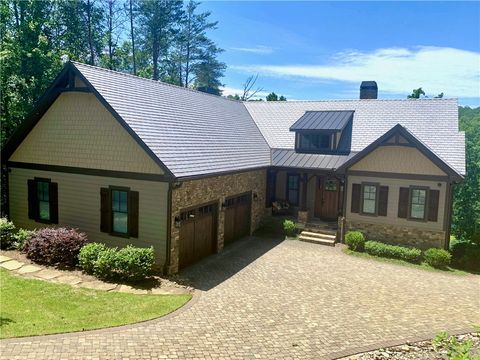 Homes For Sale - 114 Peninsula Court<br/> Sunset, SC 29685