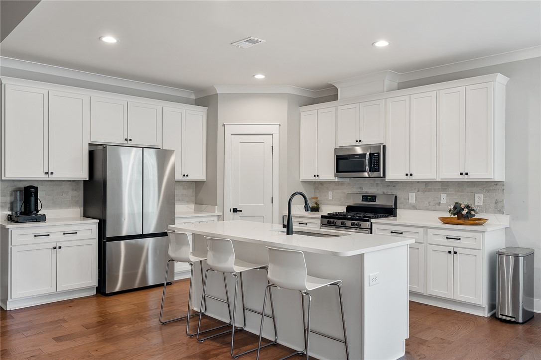 Anderson, South Carolina 29621, United States, 3 Bedrooms Bedrooms, ,3 BathroomsBathrooms,Residential,Active,176053