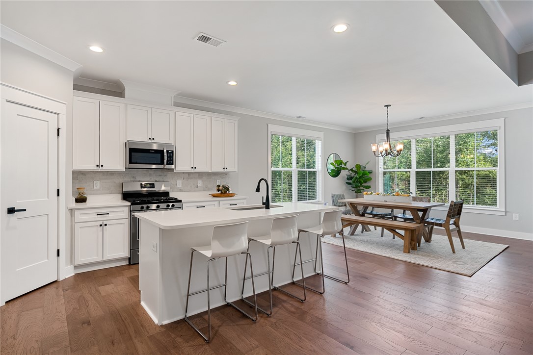 Anderson, South Carolina 29621, United States, 3 Bedrooms Bedrooms, ,3 BathroomsBathrooms,Residential,Active,176053