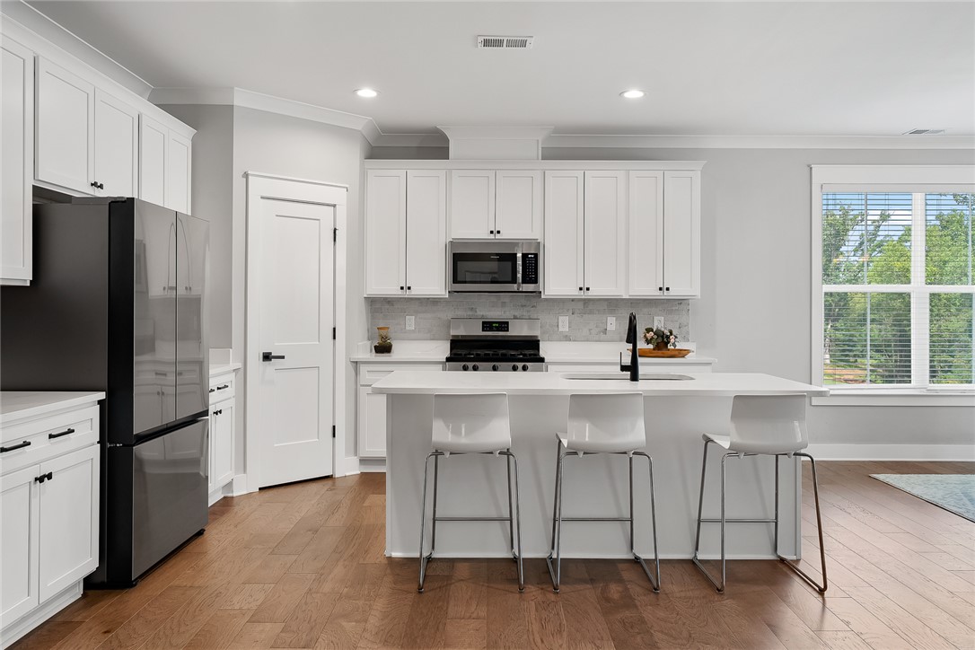 Anderson, South Carolina 29621, United States, 3 Bedrooms Bedrooms, ,3 BathroomsBathrooms,Residential,Active,176053