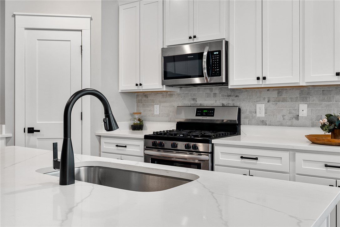 Anderson, South Carolina 29621, United States, 3 Bedrooms Bedrooms, ,3 BathroomsBathrooms,Residential,Active,176053