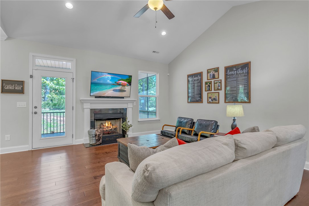 310 Autumn Lane, Belton, South Carolina image 11