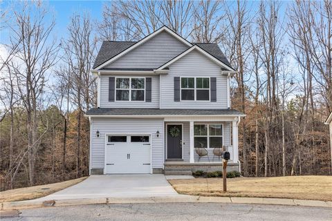 A home in Easley