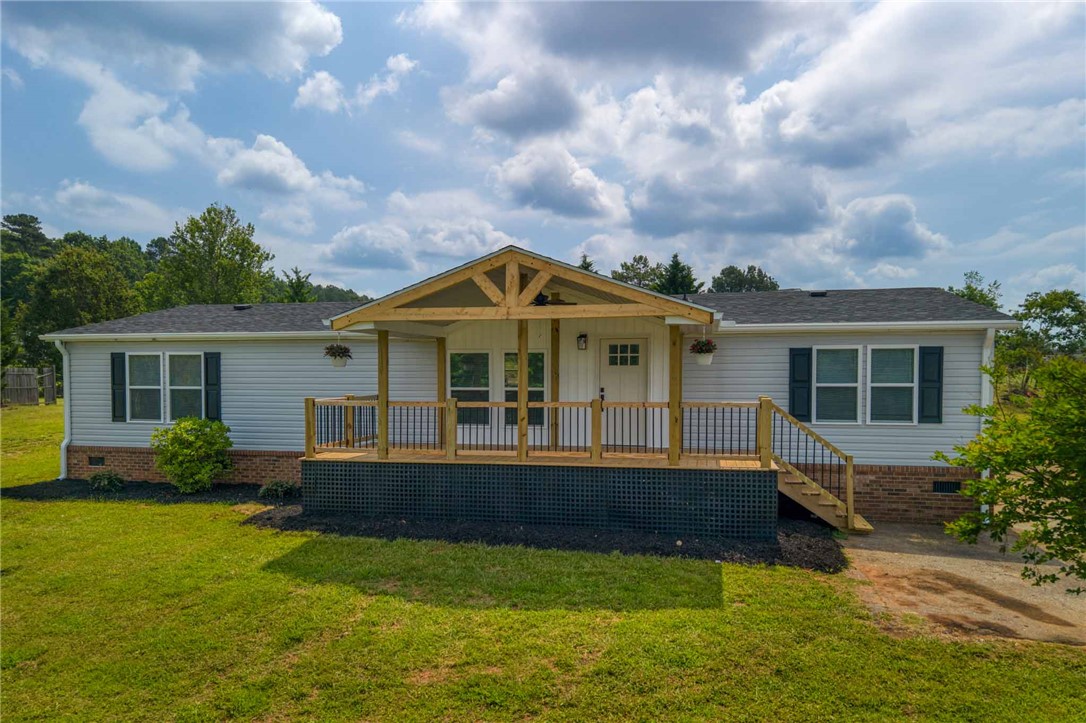 206 Sir Francis Drake Way, Liberty, South Carolina image 1