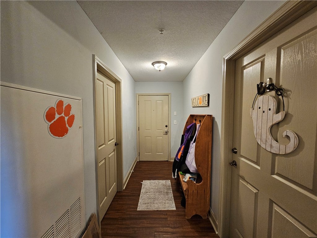 203 Kelly Road 814