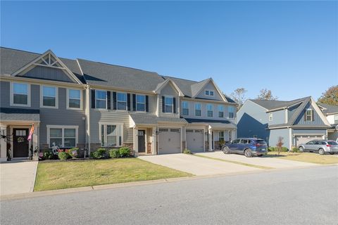 Photo of 39 Moss Hollow Way, Simpsonville, SC 29681 (MLS # 20293809)