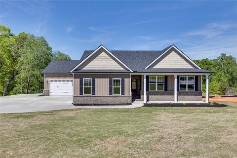 Photo of 102 Powell Court, Easley, SC 29640 (MLS # 20300424)