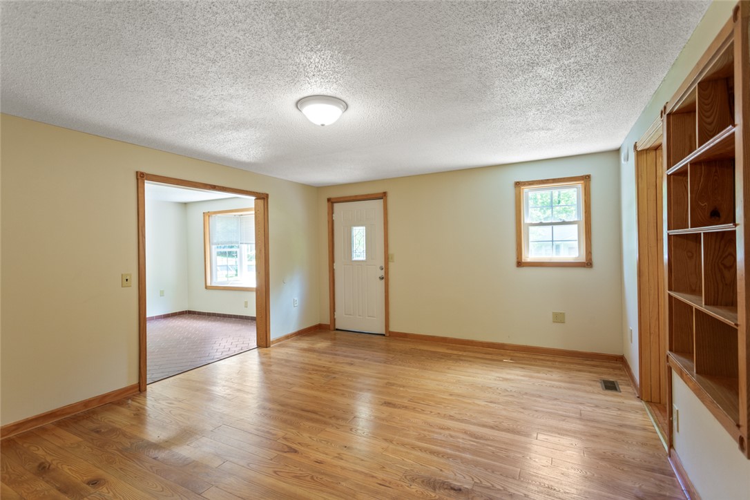114 Augusta Street, Easley, South Carolina image 12