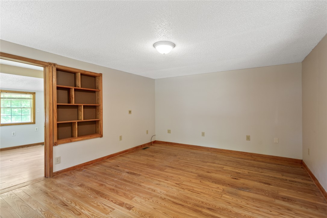 114 Augusta Street, Easley, South Carolina image 9