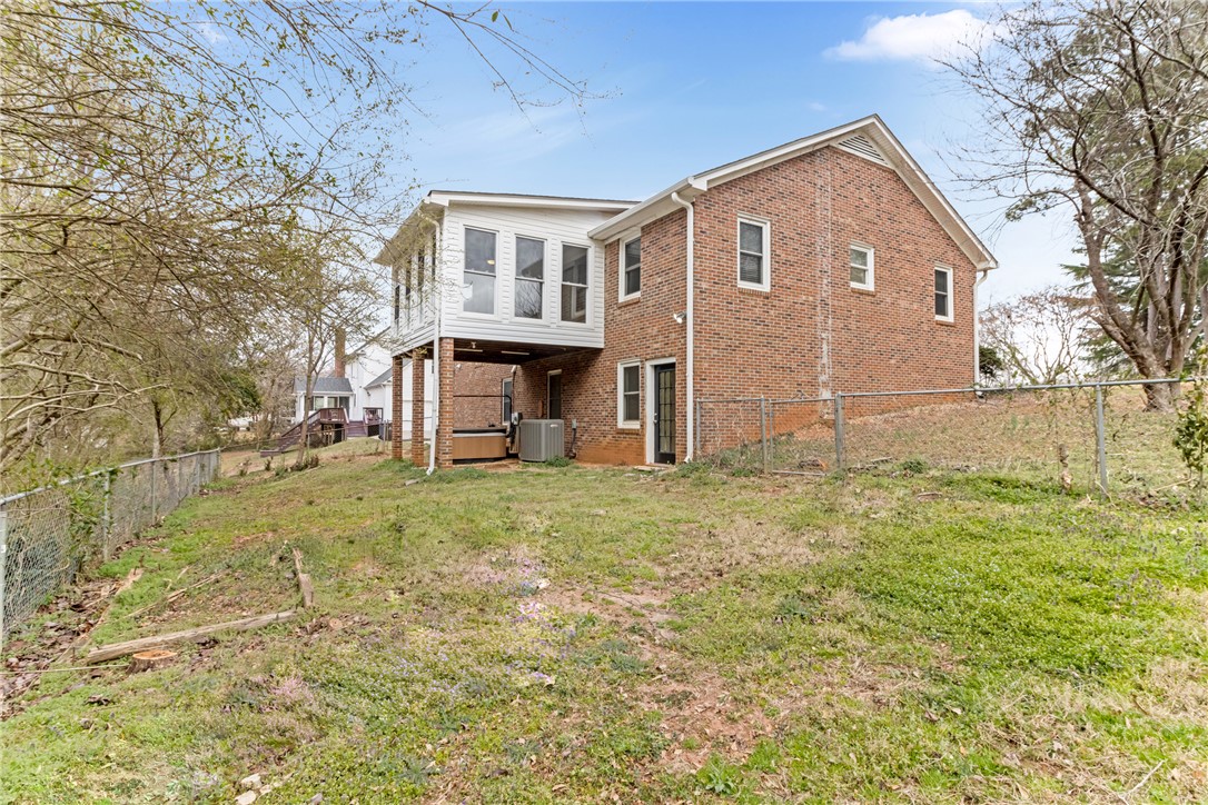 400 Quail Run Circle, Fountain Inn, South Carolina image 10