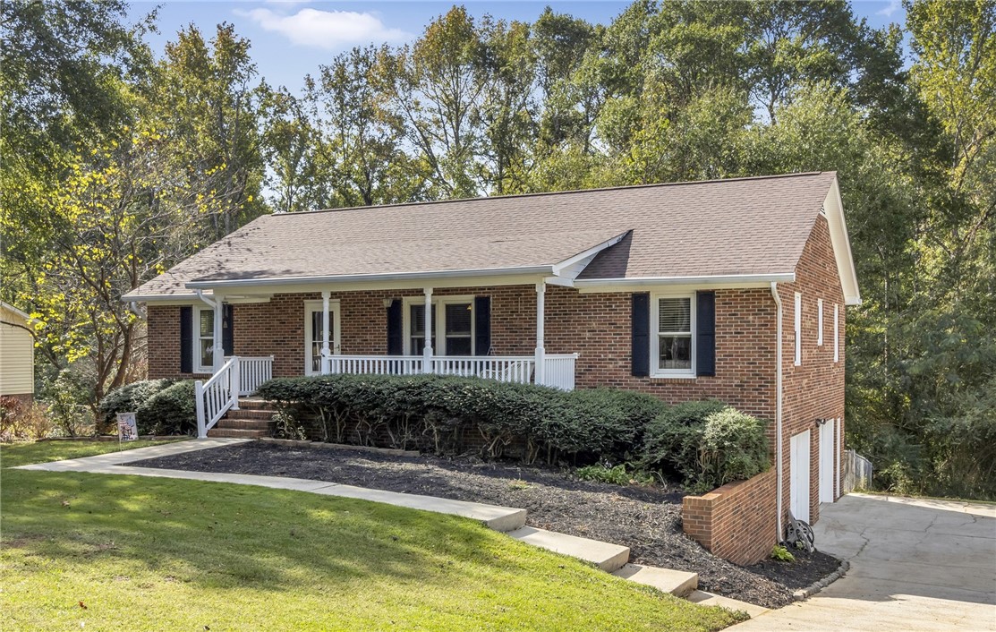 400 Quail Run Circle, Fountain Inn, South Carolina image 4