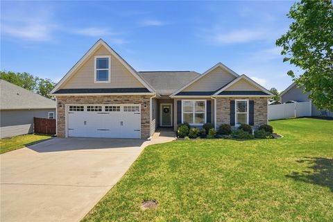 Photo of 126 Alberta Circle, Piedmont, SC 29673 (MLS # 20302068)